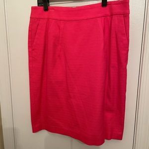 Textured bright pink pencil skirt